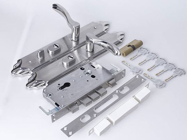 呼和浩特防盜門開鎖(上門換鎖芯)